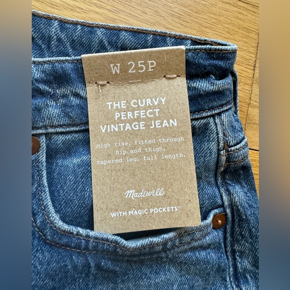 Madewell Curvy Perfect Vintage Jean, 25P, NEW with magic pockets - Picture 7 of 8